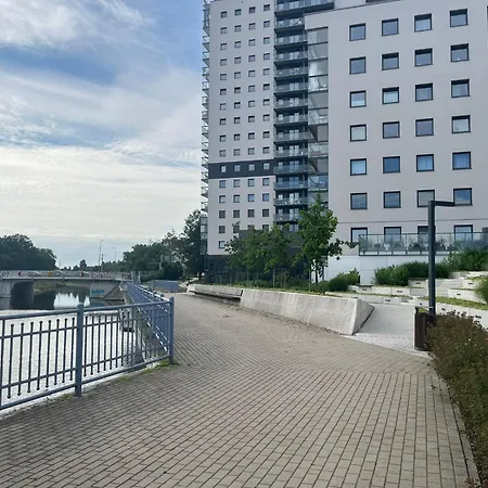 Browary Wroclawskie Prywatny Parking Silownia Apart-hotel Wrocław